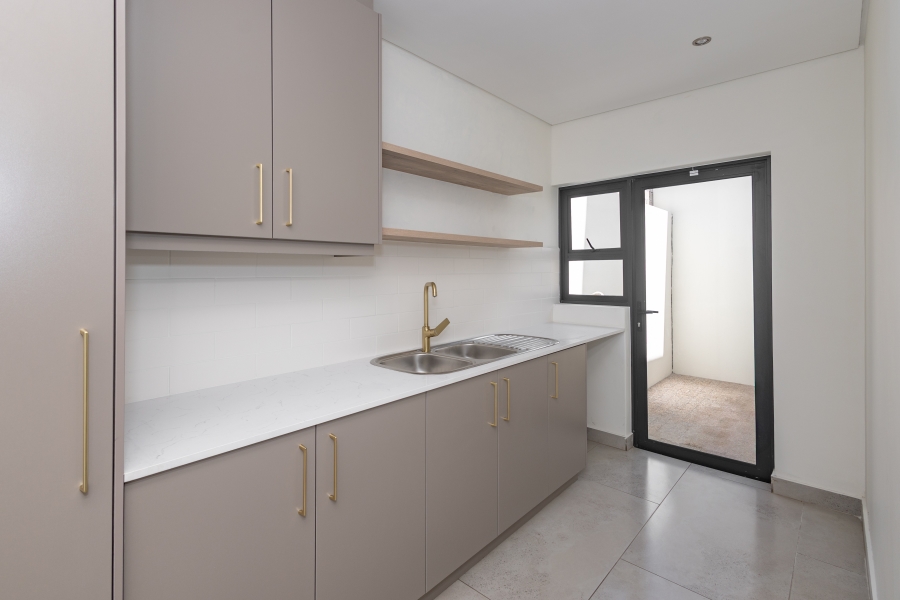 4 Bedroom Property for Sale in Sandown Western Cape